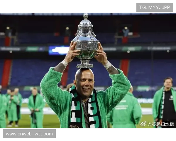 罗马诺确认利物浦支持斯洛特，俱乐部团结一致