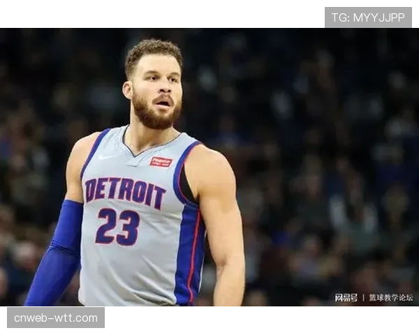 热那亚官方：主力中卫德温特赛季报销，将进行膝盖手术